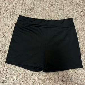 KIDS ATHLETIC SHORTS SIZE XL